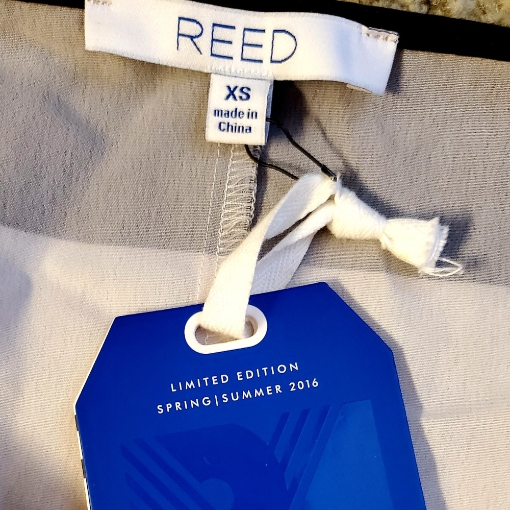 Reed Colorblocked Shift Dress - Picture 4 of 5